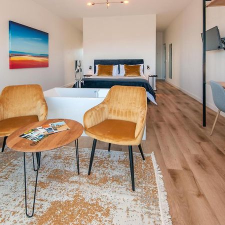 Glow Boutique Suites & Guesthouse 허머너스 객실 사진